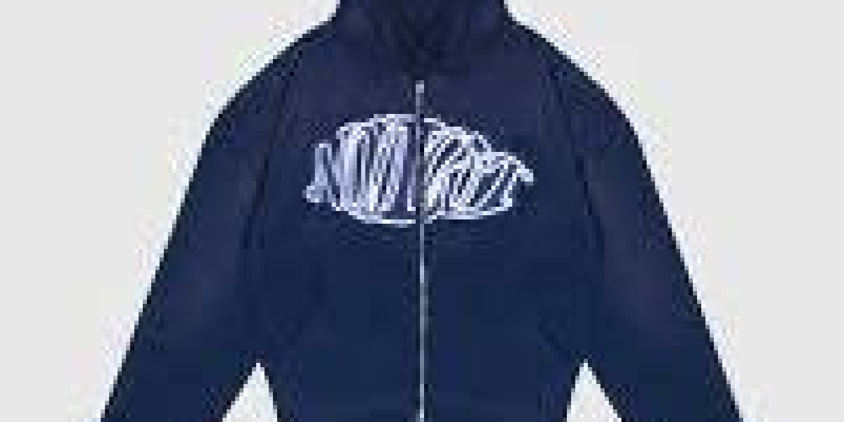 Explore NoClout France – Modern Streetwear for Fashion Lovers