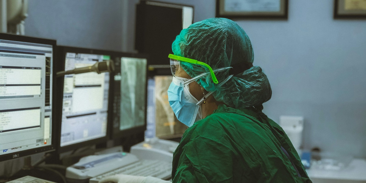 How Does a Healthcare Virtual Assistant Support Telehealth Services?