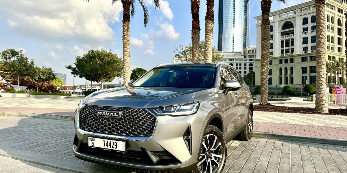 Rent a Car Deira Dubai: Explore the City at Your Own Pace